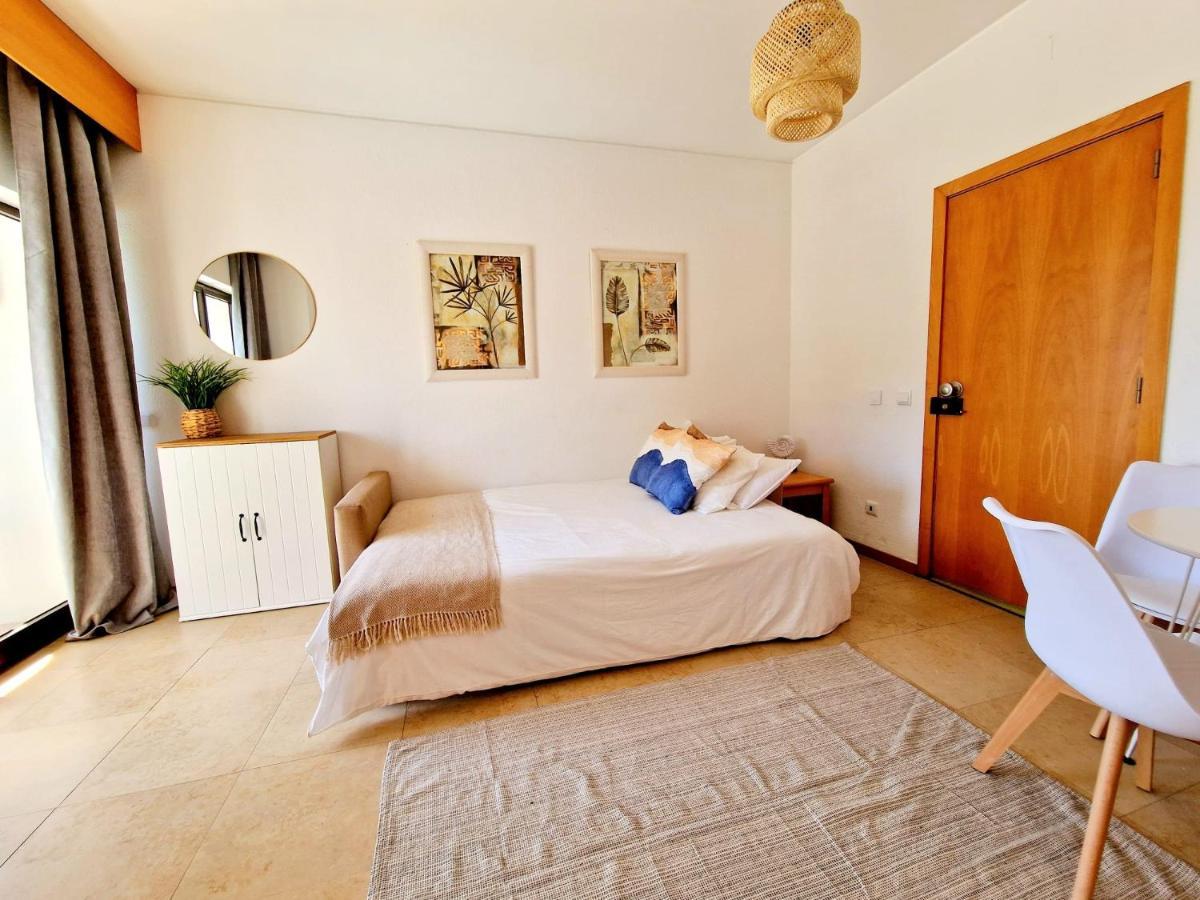 Zarco - Cosy Apartment In Vilamoura With A Balcony With View To The 2 Swimming Pools - Near The Beach & The Marina Quarteira Exterior foto